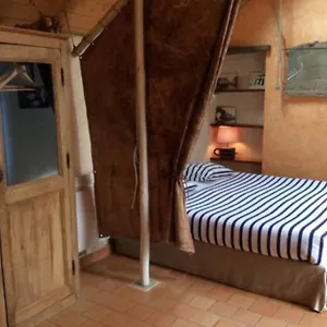 Kastell Dinn - Ar Vag - Atypique Avec Sdb Privée Dans Le Appartement